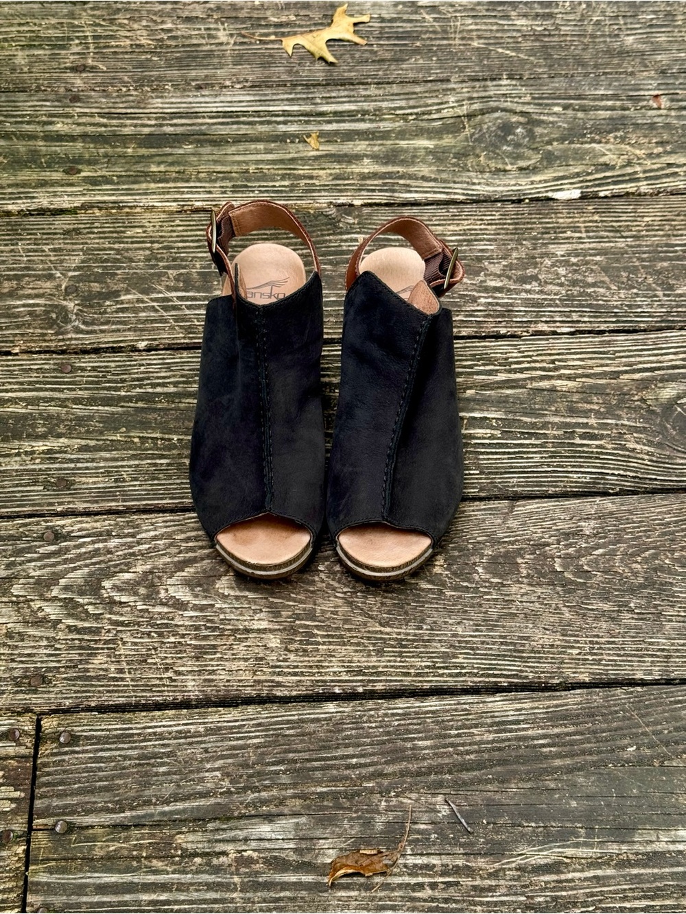 Dansko Black Suede Open-Toe Women’s Sandals. Size 37